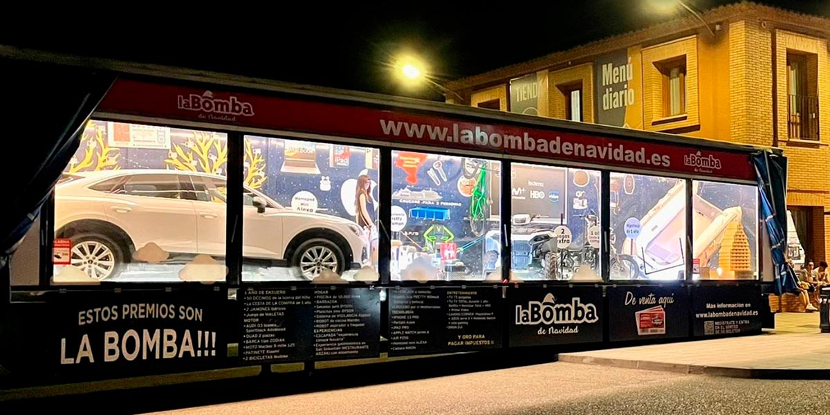 La Bomba de Navidad noche