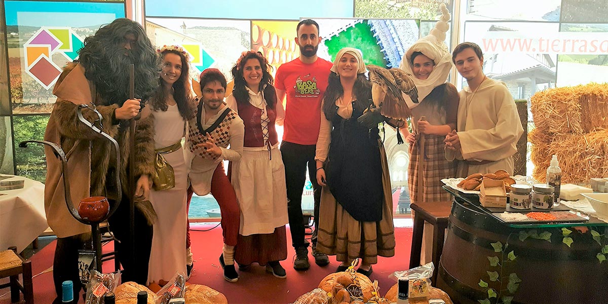 Tierras de Iranzu contó con su propio stand, diseñado por la propia Asociación, con un completo programa lleno de gastronomía y actividades para todo el público de la feria
