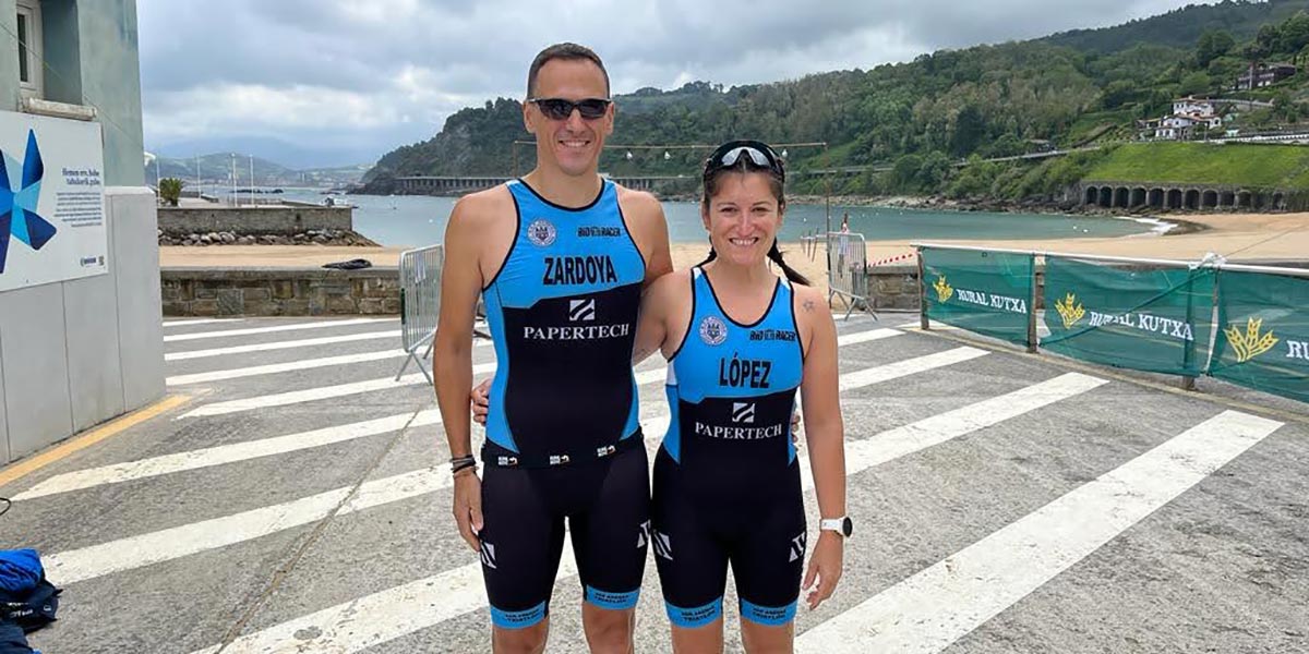 Rodrigo Zardoya y Jessica López viajaron hasta Getaria para disputar su triatlón sprint
