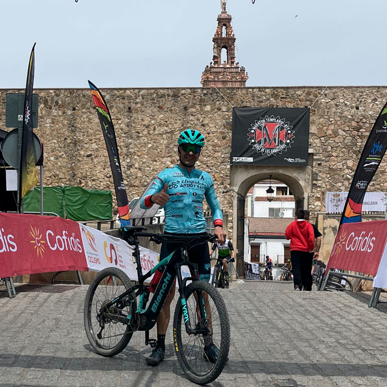 Tito-Espada-tuvo-que-retirarse-del-Campeonato-de-España-de-Maratón-en-Jerez-de-los-Caballeros