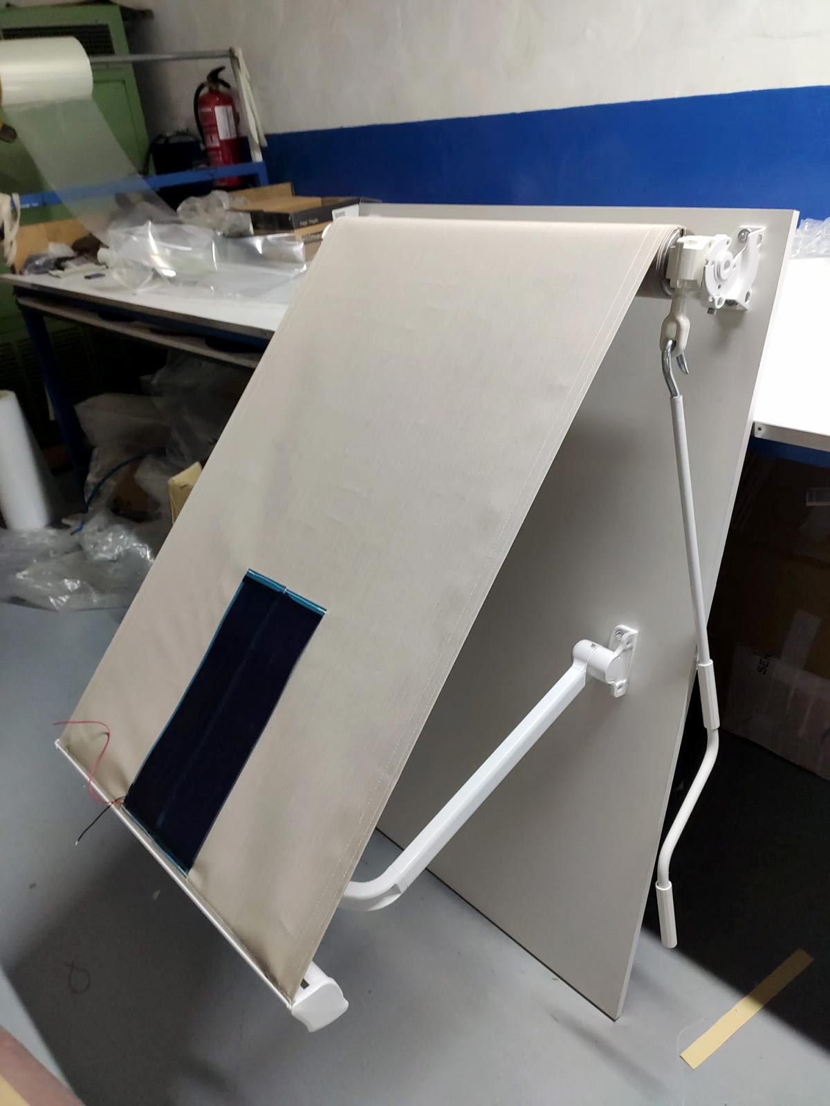 GRAT Anunciata toldo placa solar