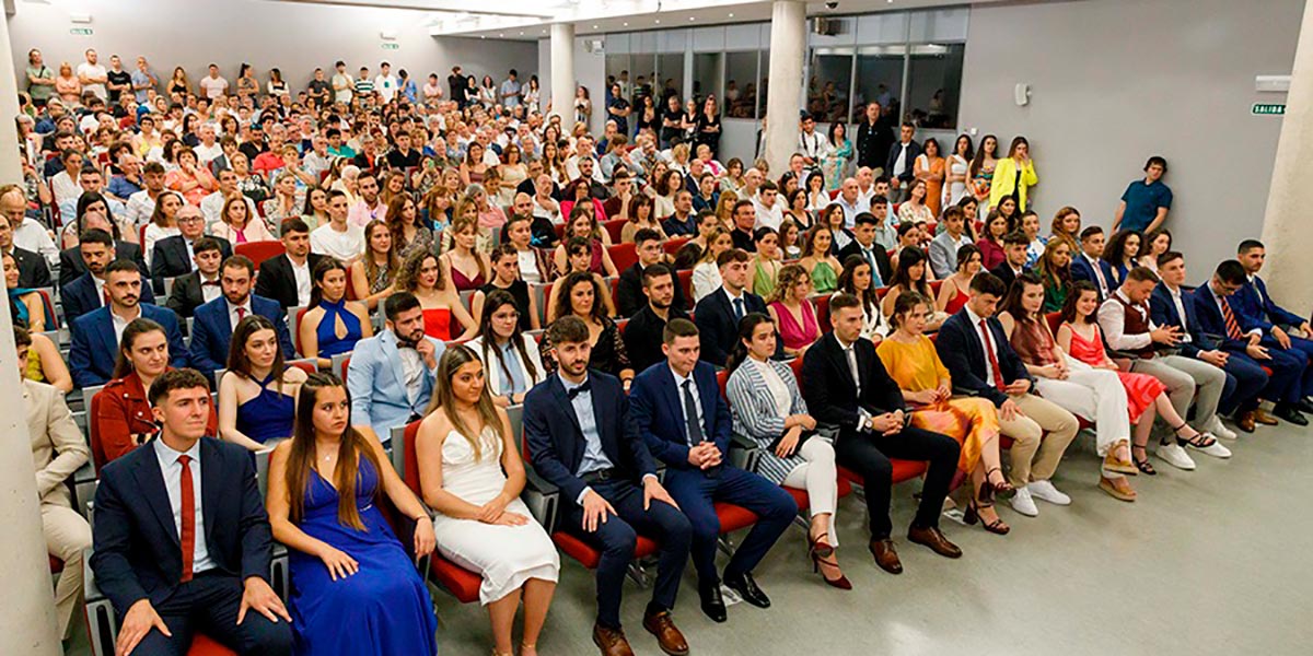 UPNA Graduación Grado Fisioterapia 2023 2