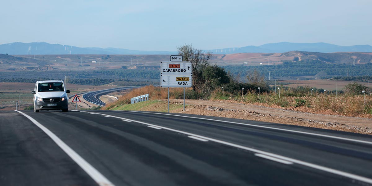 La Presidenta Chivite visitó la nueva carretera que conecta Caparroso, Mélida y Rada (NA 128) 3