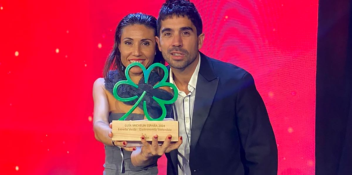 Elisa y Álvaro con su estrella verde