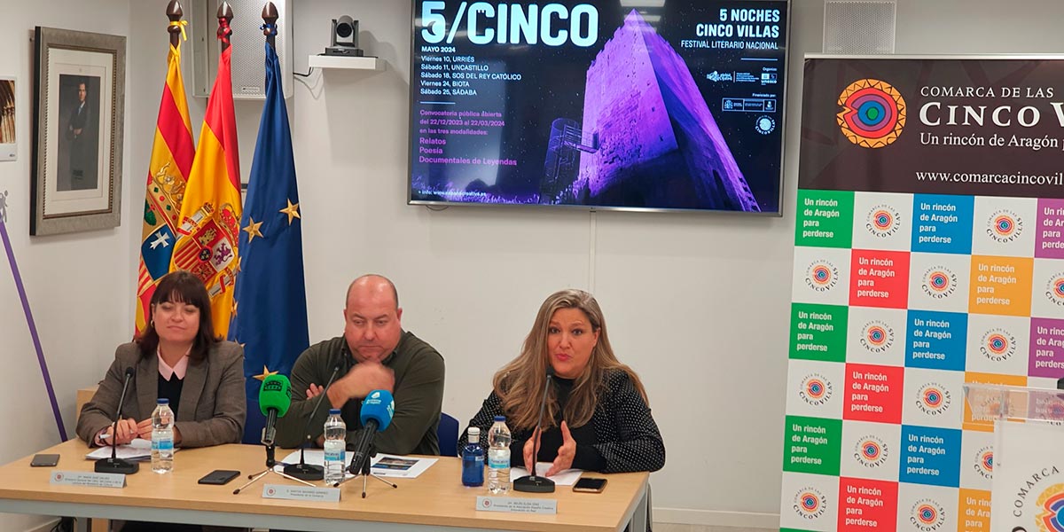 En la imagen puede apreciarse la cartelería hecha para el evento, obra del diseñador gráfico Juan Jareño, con fotografía del uncastillero Alberto Lafarga