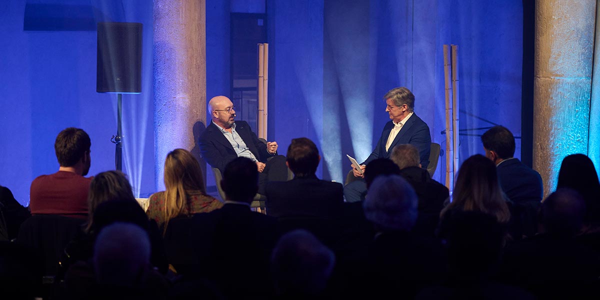 El empresario navarro presentó su primer libro ‘Empresa Familiar La firmeza de la flexibilidad’