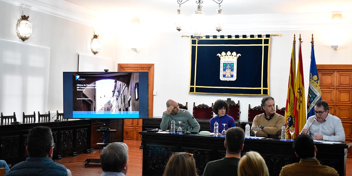 Presentación de la oficina estratégica del Casco Histórico de Tarazona. En la imagen: Iñaki Romero, Cristina Cabello, Tono Jaray y César García
