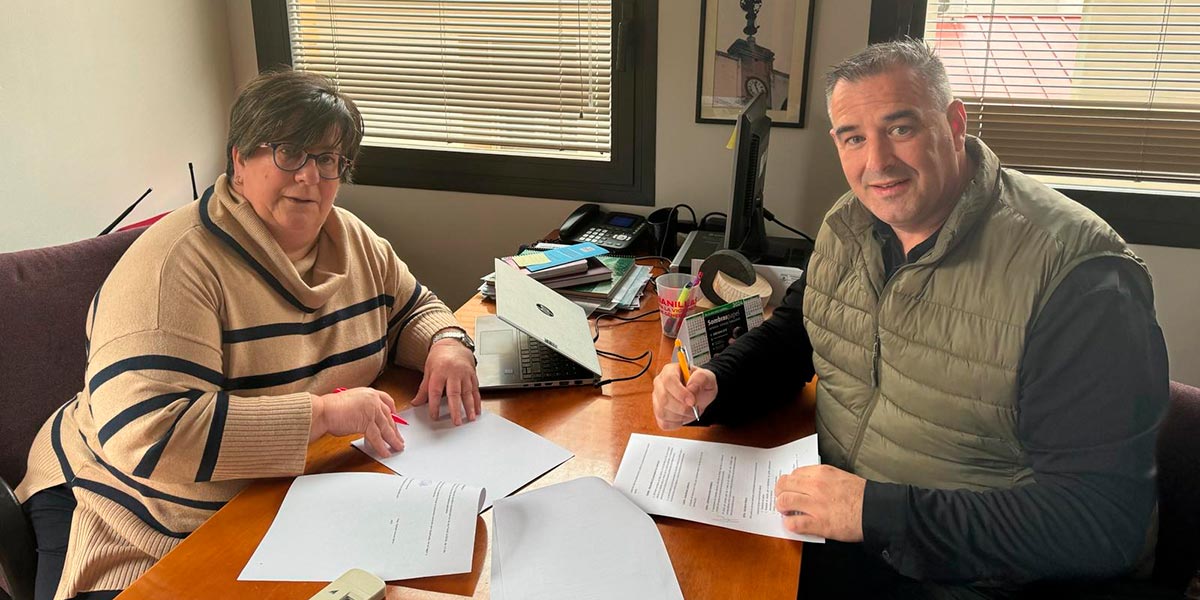 La firma del convenio de colaboración de AER con el Ayuntamiento de Cabanillas tuvo lugar el lunes 29 de enero