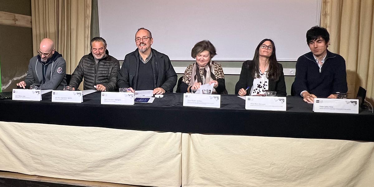 Presentación de Urania IV