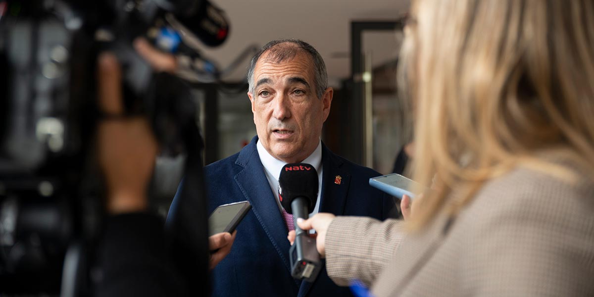 El consejero Chivite, en un momento de su intervención