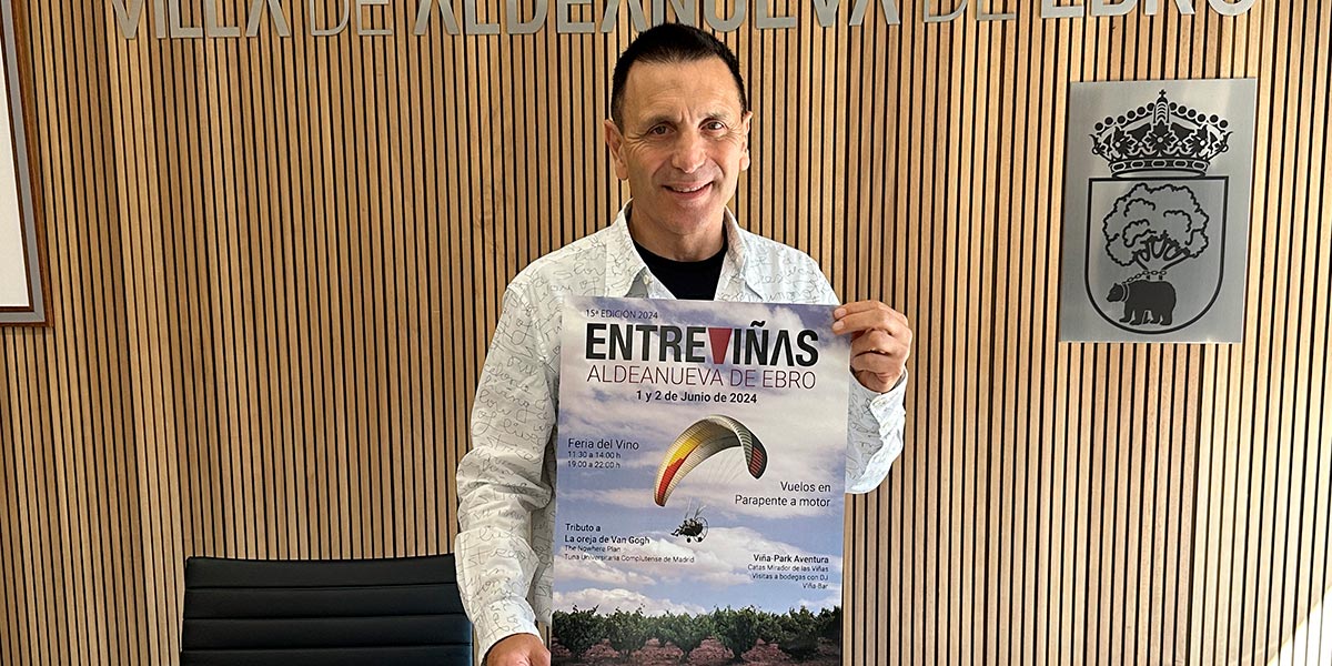 Ángel Fernández Calvo, alcalde de Aldeanueva de Ebro, en la presentación de la XV edición de Entreviñas