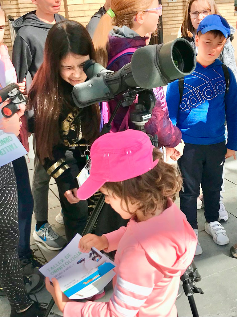 Taller de ornitología en Peralta 3