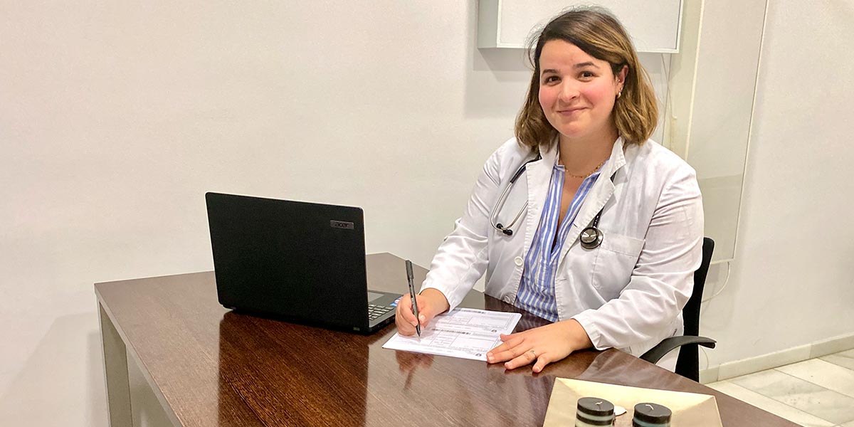 La Dra. María Eugenia Quintana está especializada en Infecciones