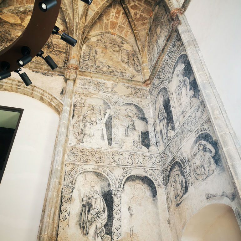 Grisallas de la Iglesia Nuestra Señora de Yanguas 2