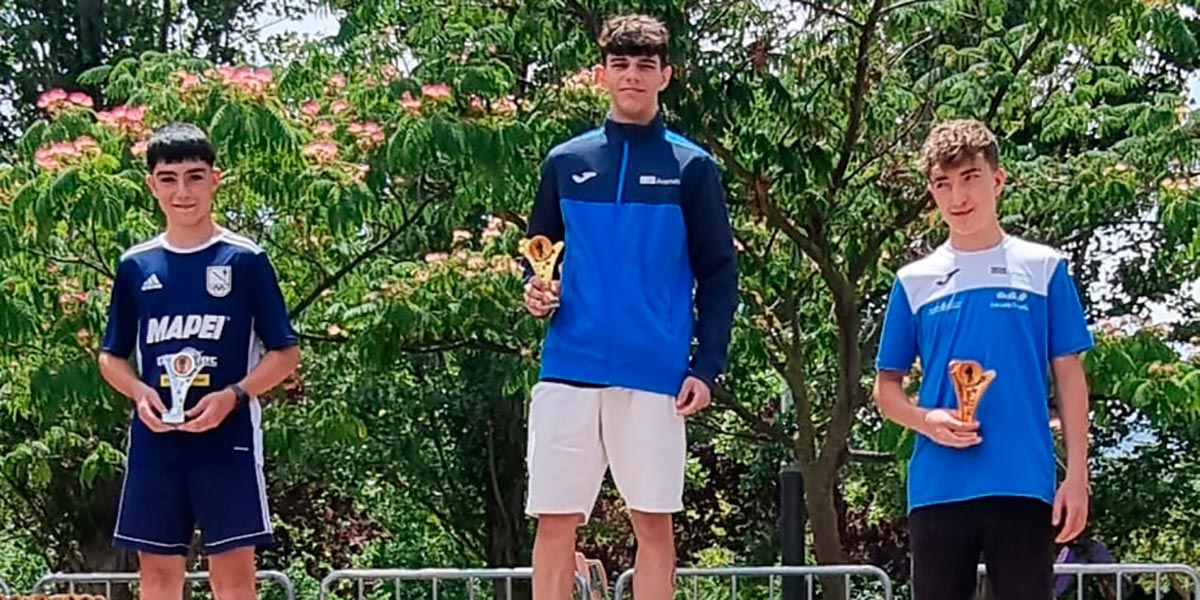 Oier Mendoza e Iñigo Sicilia se llevaron el primer y tercer lugar respectivamente en la categoría cadete