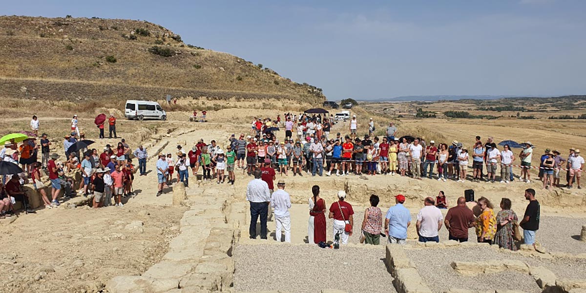 Un momento de la jornada de puertas abiertas celebrada en Los Bañales 2
