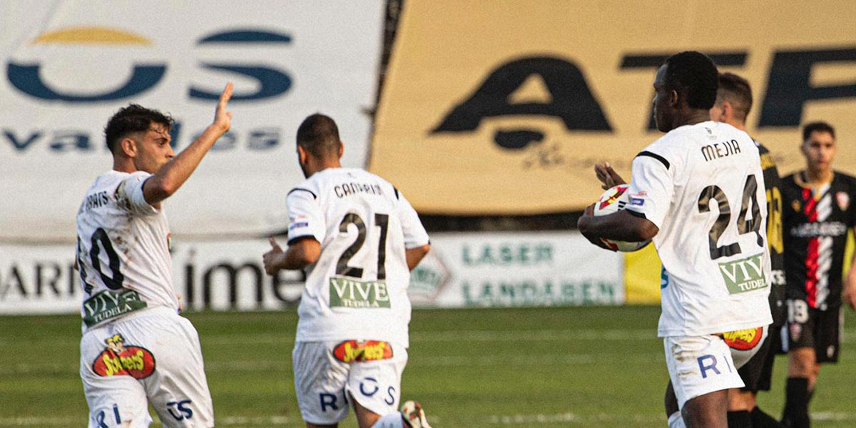 El colombiano Johar Mejía enchufó al CD Tudelano en el minuto 50 gracias a su gol
