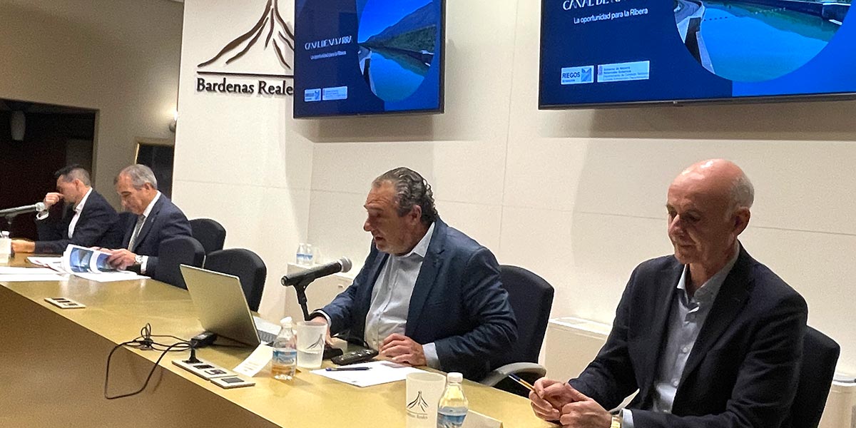 Reunión sobre el Canal de Navarra en la sede de Bardenas Reales de Navarra 3