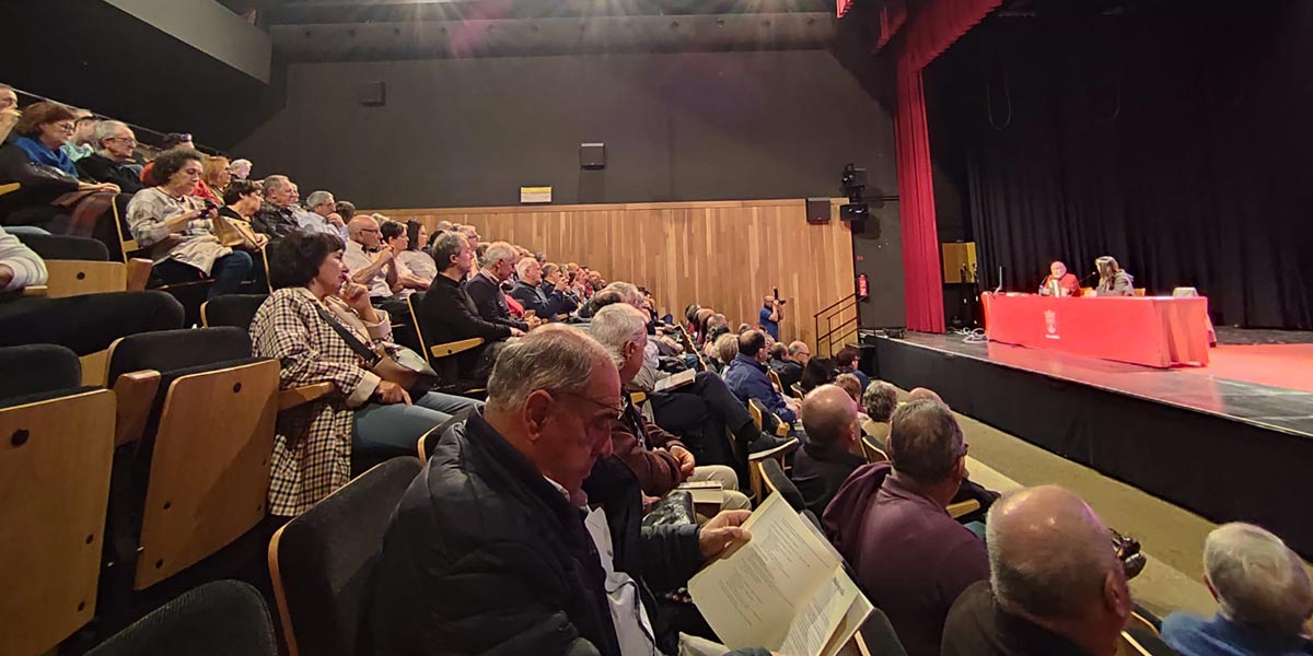 Asistentes a la presentación del libro de Javier Nantes Vidal en Milagro