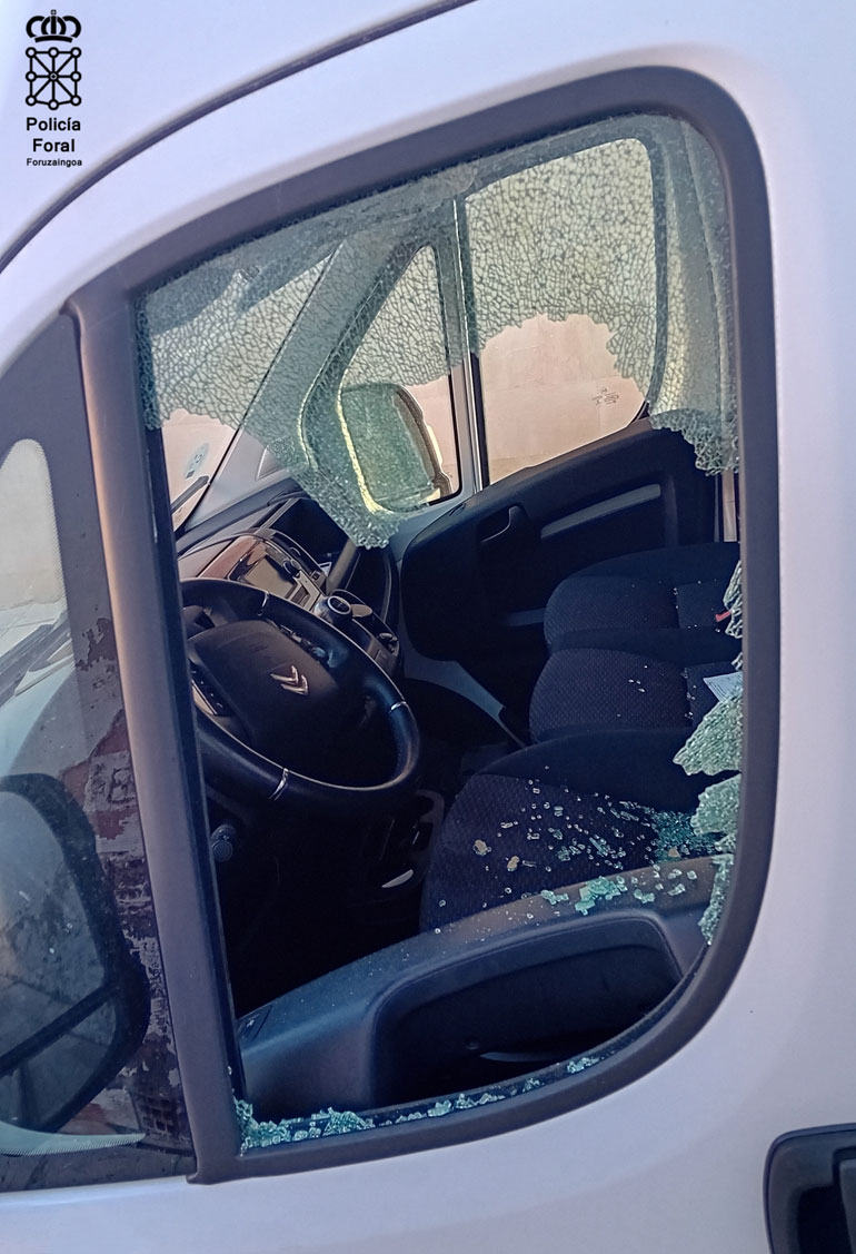 Detenidos dos varones en Ribaforada implicados en 16 robos con fuerza en vehículos