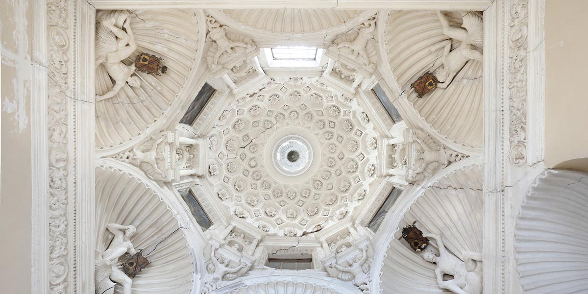 Cupula escalera PEpiscopal antes de la restauracion