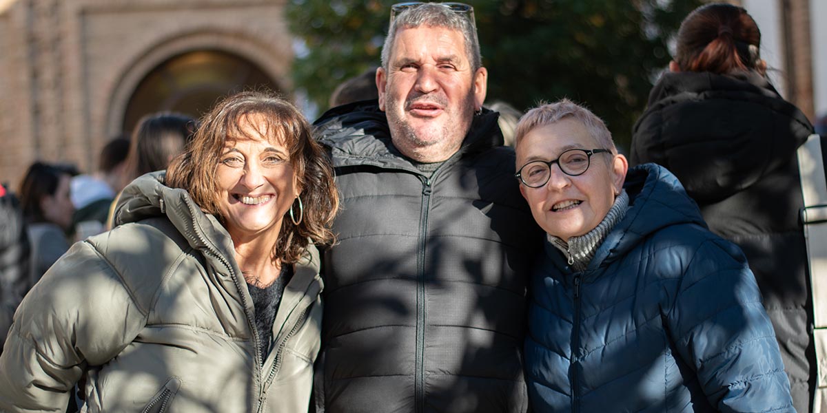 El acto inaugural del 75 aniversario fue un momento de encuentro de toda la comunidad educativa del presente y del pasado