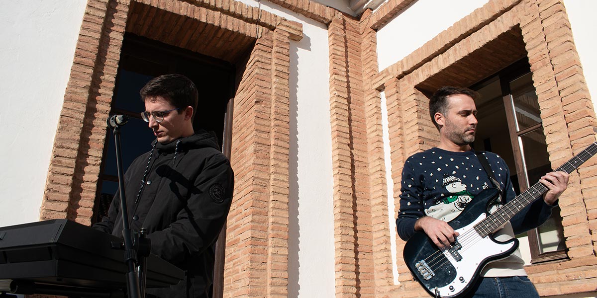 El acto estuvo amenizado por el talento musical de su alumnado