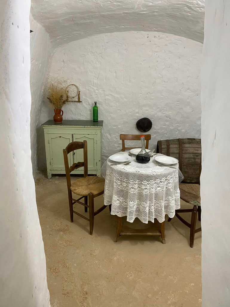 Interior de una de las cuevas