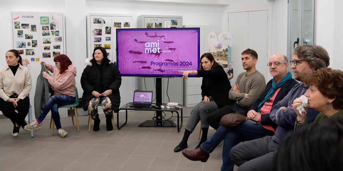 Una representación del Parlamento de Navarra ha visitado AMIMET para poner en valor su proyecto de empleo para personas con discapacidad 3