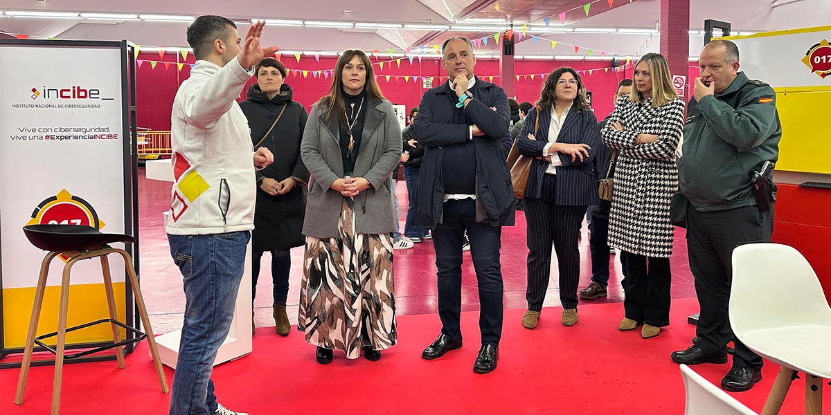 Visita subdelegada del Gobierno en Zaragoza y alcalde de Tarazona