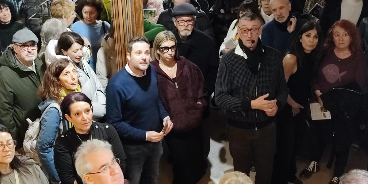 Inauguración de la exposición '40 años pintando' de Juan Belzunegui 1
