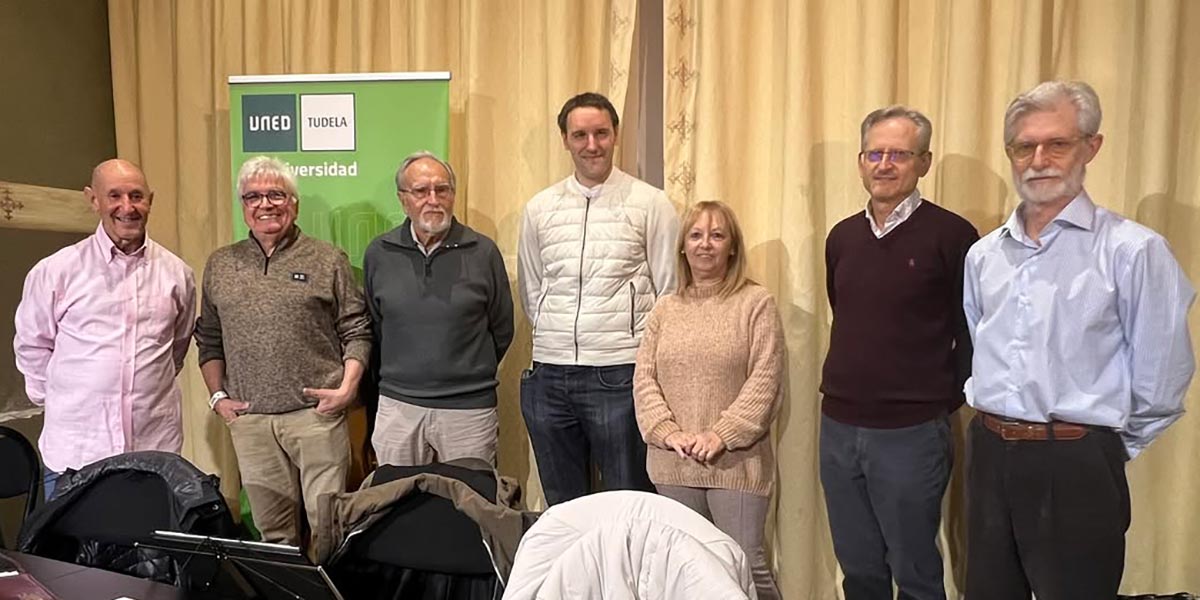 Presentación del poemario 'Miradas y caminos' el 31 de enero en la UNED Tudela