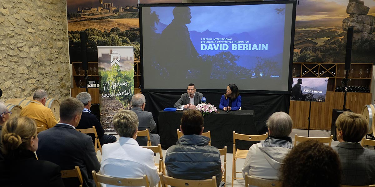 Nace el Premio Internacional de Periodismo David Beriain en Artajona como homenaje al reportero navarro 3