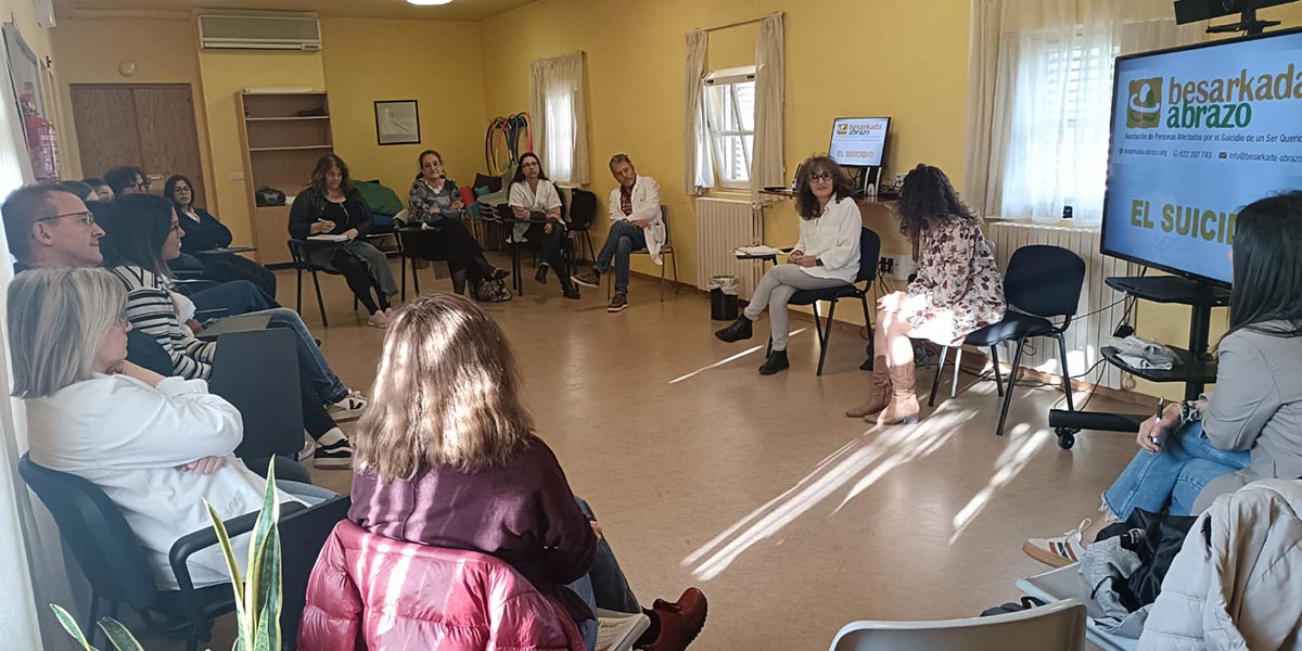 Taller de una de las actividades realizadas a lo largo de la semana en la Ribera