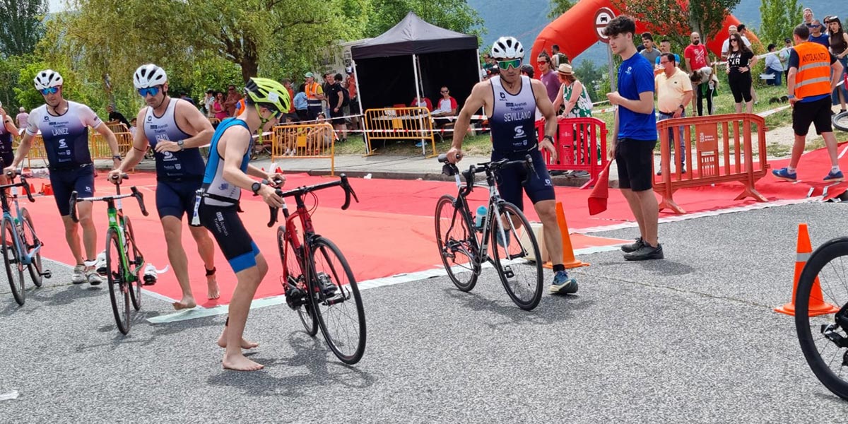 Triunfos del Arenas Triatlón en Mutriku y Beriain con podio cadete y gran papel del equipo élite 5