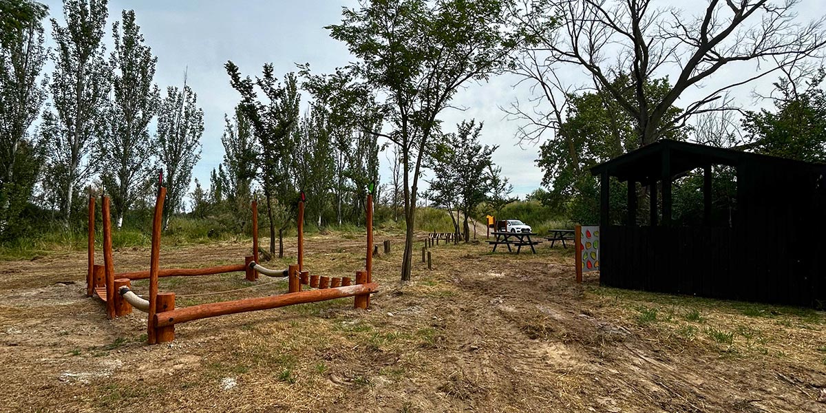 Nueva área de descanso en el Soto de Arguedas dedicada al arroz como parte del Corredor Verde