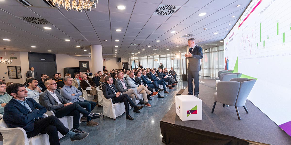 Laboral Kutxa presentó en Tudela el informe ‘Economía Navarra 2024’ 1