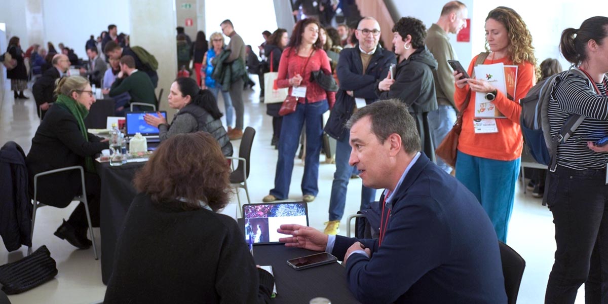 El mercado de contratación turística MEET NAVARTUR B2B, se celebra en el marco de la feria Navartur, y reúne a operadores con TTOO internacionales especializados en turismo eno gastronómico