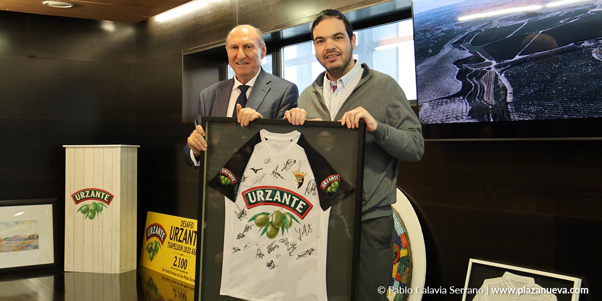 El CD Tudelano visita las instalaciones de Urzante 1