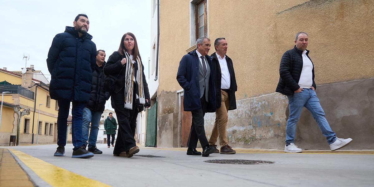 Arguedas ha inaugurado la renovación integral de las calles Santa Bárbara y San Isidro tras una inversión de 433.878 euros 3