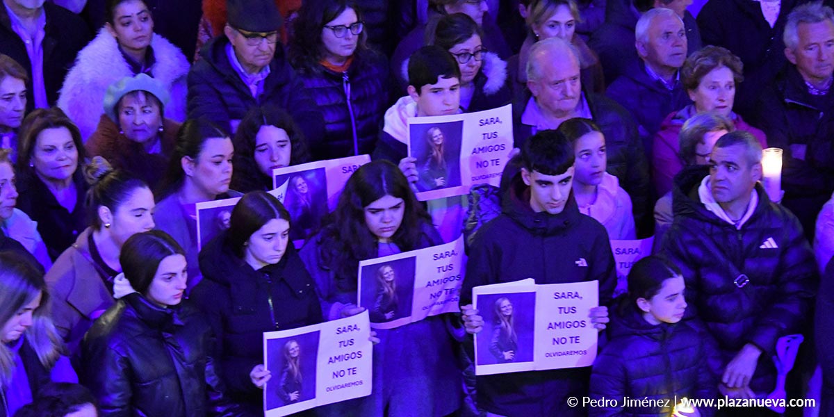 Cintruénigo se concentró contra el acoso escolar en memoria de Sara Jiménez 2