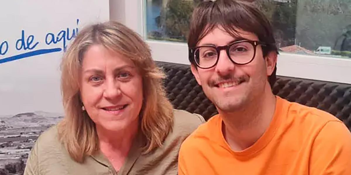 María José Esteban, profesora de Latín del IES Valle del Ebro, cierra una etapa de 18 años al frente del grupo de teatro escolar