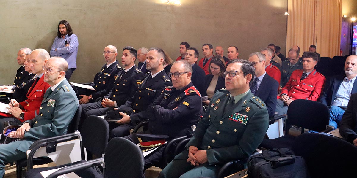 UNED Tudela ha celebrado el I Congreso Académico Técnico de Seguridad Pública con la participación de Policía Nacional, Guardia Civil y expertos para debatir sobre los desafíos actuales en seguridad ciudadana 2