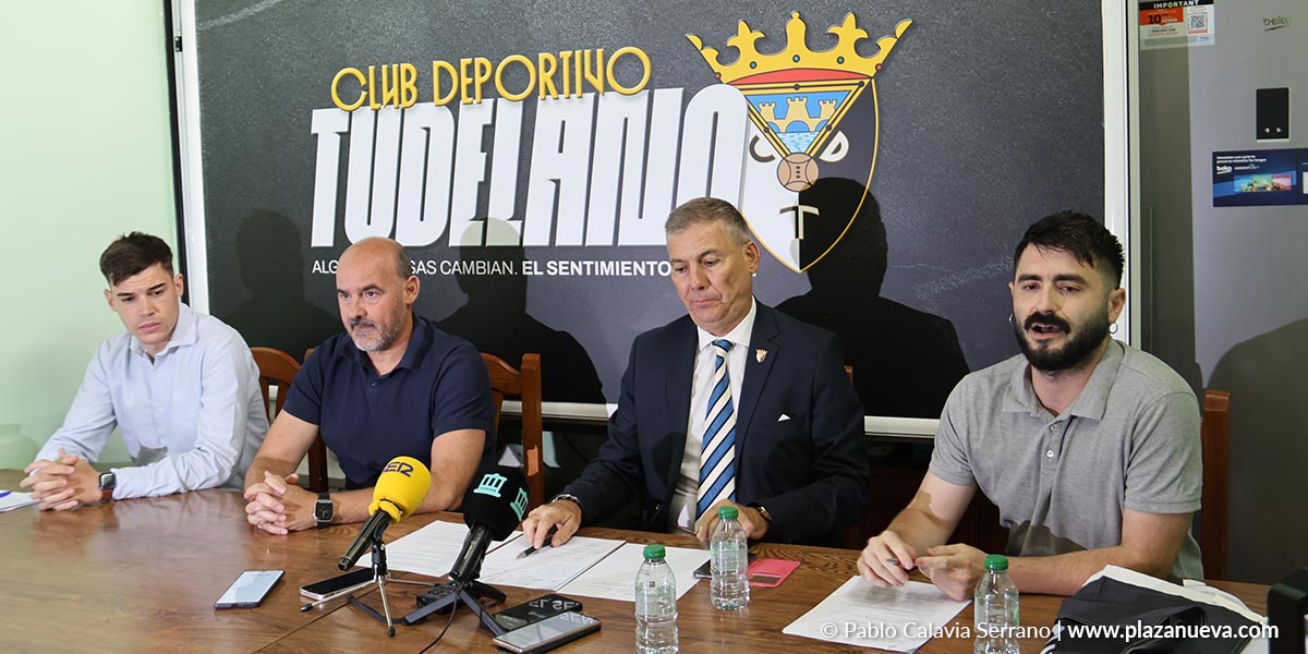 Alejandro Simón, César Monasterio, Miguel Ángel Alcaraz, y David Arellano