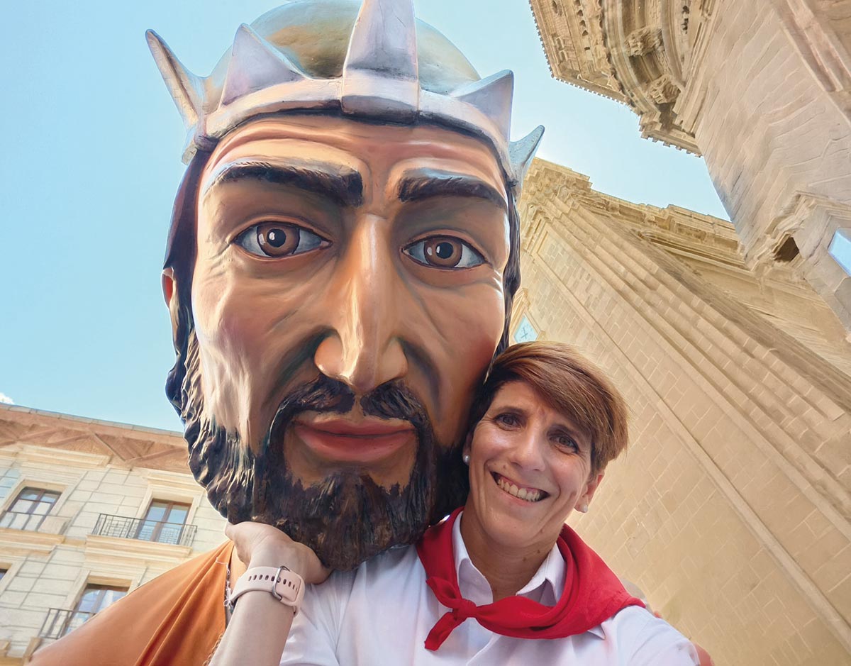 Marta Pera Marín da vida al cuerpo de Iñigo Arista